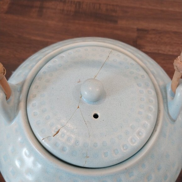 Vintage Teapot & 4 Cups Set Light Blue Rattan Handle By Pier 1 Imports Textured - Picture 3 of 11